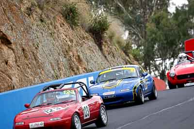 84;12-April-2009;1993-Mazda-MX‒5;Anthony-Bonanno;Australia;Bathurst;FOSC;Festival-of-Sporting-Cars;Marque-and-Production-Sports;Mazda-MX‒5;Mazda-MX5;Mazda-Miata;Mt-Panorama;NSW;New-South-Wales;auto;motorsport;racing;super-telephoto