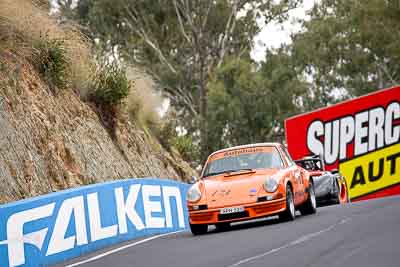 173;12-April-2009;1973-Porsche-911-Carrera;Australia;Bathurst;FOSC;Festival-of-Sporting-Cars;Marque-and-Production-Sports;Mt-Panorama;NSW;New-South-Wales;Rob-Russell;auto;motorsport;racing;super-telephoto