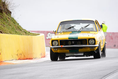 161;12-April-2009;1972-Holden-Torana-XU‒1;Australia;Bathurst;Colin-Simpson;FOSC;Festival-of-Sporting-Cars;Historic-Touring-Cars;Mt-Panorama;NSW;New-South-Wales;auto;classic;motorsport;racing;super-telephoto;vintage