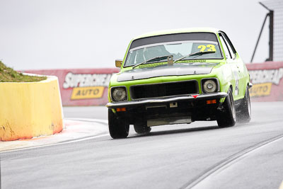 23;12-April-2009;1972-Holden-Torana-XU‒1;Australia;Bathurst;Bill-Campbell;FOSC;Festival-of-Sporting-Cars;Historic-Touring-Cars;Mt-Panorama;NSW;New-South-Wales;auto;classic;motorsport;racing;super-telephoto;vintage