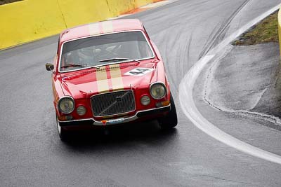 44;12-April-2009;1972-Volvo-164-E;Australia;Bathurst;FOSC;Festival-of-Sporting-Cars;Historic-Touring-Cars;Mt-Panorama;NSW;New-South-Wales;Vince-Harmer;auto;classic;motorsport;racing;telephoto;vintage