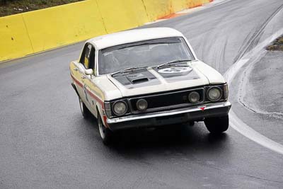 50;12-April-2009;1970-Ford-Falcon-GTHO;Australia;Bathurst;FOSC;Festival-of-Sporting-Cars;Graeme-Wakefield;Historic-Touring-Cars;Mt-Panorama;NSW;New-South-Wales;auto;classic;motorsport;racing;telephoto;vintage