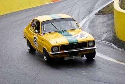 161;12-April-2009;1972-Holden-Torana-XU‒1;Australia;Bathurst;Colin-Simpson;FOSC;Festival-of-Sporting-Cars;Historic-Touring-Cars;Mt-Panorama;NSW;New-South-Wales;auto;classic;motorsport;racing;telephoto;vintage