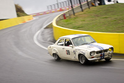 139;12-April-2009;1972-Ford-Escort;Australia;Bathurst;Cameron-Black;FOSC;Festival-of-Sporting-Cars;Historic-Touring-Cars;Mt-Panorama;NSW;New-South-Wales;auto;classic;motion-blur;motorsport;racing;telephoto;vintage
