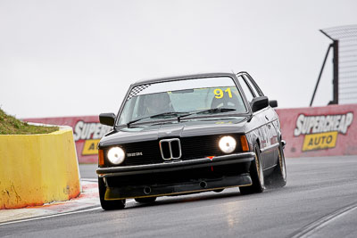 91;12-April-2009;1981-BMW-E21-JPS-Replica;Australia;Bathurst;FOSC;Festival-of-Sporting-Cars;Mt-Panorama;NSW;New-South-Wales;QPH455;Rama-Higgins;Regularity;auto;motorsport;racing;super-telephoto