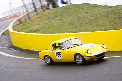 186;12-April-2009;1963-Lotus-Elan;Australia;Bathurst;FOSC;Festival-of-Sporting-Cars;Mt-Panorama;NSW;New-South-Wales;OTG001;Regularity;Tony-Galletly;auto;motion-blur;motorsport;racing;telephoto