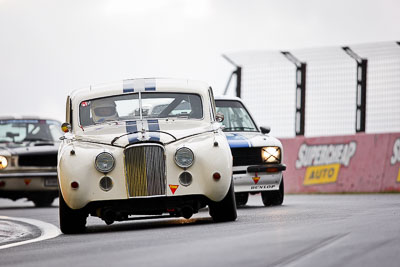 717;12-April-2009;1955-Jaguar-Mark-7;Andrew-Spiteri;Australia;Bathurst;CH8035;FOSC;Festival-of-Sporting-Cars;Mt-Panorama;NSW;New-South-Wales;Regularity;auto;motorsport;racing;super-telephoto