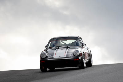 1;12-April-2009;1974-Porsche-911-Carrera-27;28555H;Australia;Bathurst;FOSC;Festival-of-Sporting-Cars;Historic-Sports-Cars;Mt-Panorama;NSW;New-South-Wales;Terry-Lawlor;auto;classic;motorsport;racing;super-telephoto;vintage