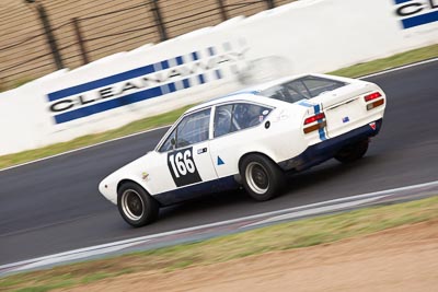 166;12-April-2009;1980-Alfa-Romeo-GTV;Australia;Bathurst;FOSC;Festival-of-Sporting-Cars;Historic-Sports-Cars;Mt-Panorama;NSW;New-South-Wales;Steve-Smith;auto;classic;motorsport;racing;telephoto;vintage