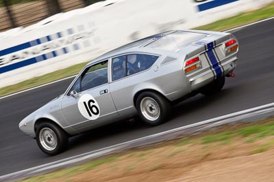 16;12-April-2009;1976-Alfa-Romeo-Alfetta-GT;Australia;Bathurst;FOSC;Festival-of-Sporting-Cars;Historic-Sports-Cars;John-Pucak;Mt-Panorama;NSW;New-South-Wales;auto;classic;motorsport;racing;telephoto;vintage