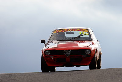 120;12-April-2009;Alfa-Romeo-GTV-2000;Andrew-Wilson;Australia;Bathurst;FOSC;Festival-of-Sporting-Cars;Mt-Panorama;NSW;New-South-Wales;Regularity;auto;motorsport;racing;super-telephoto