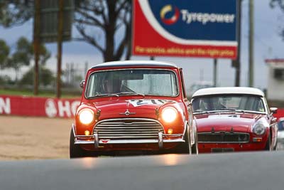 270;12-April-2009;1963-Morris-Cooper-S;Australia;Bathurst;FOSC;Festival-of-Sporting-Cars;John-Battersby;Mt-Panorama;NSW;New-South-Wales;Sports-Touring;auto;motorsport;racing;super-telephoto