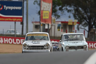 126;12-April-2009;1964-Ford-Cortina;Australia;Bathurst;Bob-Stewart;FOSC;Festival-of-Sporting-Cars;Mt-Panorama;NSW;New-South-Wales;Sports-Touring;auto;motorsport;racing;super-telephoto