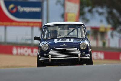 181;12-April-2009;1963-Morris-Cooper-S;Australia;Bathurst;David-Gray;FOSC;Festival-of-Sporting-Cars;Mt-Panorama;NSW;New-South-Wales;Sports-Touring;auto;motorsport;racing;super-telephoto