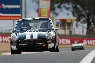 48;12-April-2009;1969-MGB-Mk-II;Australia;Bathurst;FOSC;Festival-of-Sporting-Cars;Mt-Panorama;NSW;New-South-Wales;Peter-Whitten;Sports-Touring;auto;motorsport;racing;super-telephoto