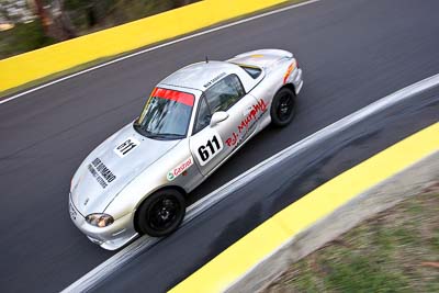 611;12-April-2009;2003-Mazda-MX‒5-SE;Australia;Bathurst;FOSC;Festival-of-Sporting-Cars;Marque-and-Production-Sports;Mazda-MX‒5;Mazda-MX5;Mazda-Miata;Mt-Panorama;NSW;New-South-Wales;Nick-Leontsinis;auto;motorsport;racing;wide-angle