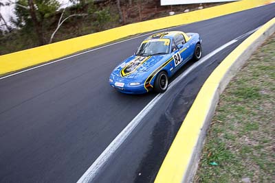 84;12-April-2009;1993-Mazda-MX‒5;Anthony-Bonanno;Australia;Bathurst;FOSC;Festival-of-Sporting-Cars;Marque-and-Production-Sports;Mazda-MX‒5;Mazda-MX5;Mazda-Miata;Mt-Panorama;NSW;New-South-Wales;auto;motorsport;racing;wide-angle