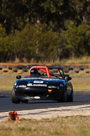 90;6-June-2009;Australia;Fred-Douglas;Group-2A;Group-2B;Mazda-MX‒5;Mazda-MX5;Mazda-Miata;Morgan-Park-Raceway;QLD;Queensland;Warwick;auto;motorsport;racing;super-telephoto