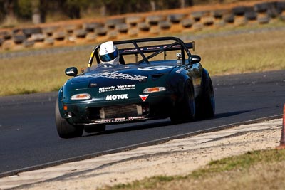 79;6-June-2009;Australia;Brendan-Whittaker;Group-2A;Group-2B;Mazda-MX‒5;Mazda-MX5;Mazda-Miata;Morgan-Park-Raceway;QLD;Queensland;Warwick;auto;motorsport;racing;super-telephoto