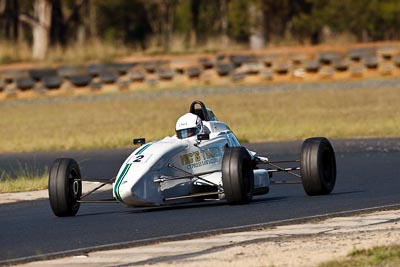 2;6-June-2009;Australia;Ben-Gersekowski;Formula-Ford;Morgan-Park-Raceway;QLD;Queensland;Racing-Cars;Van-Dieman-RF03;Warwick;auto;motorsport;racing;super-telephoto