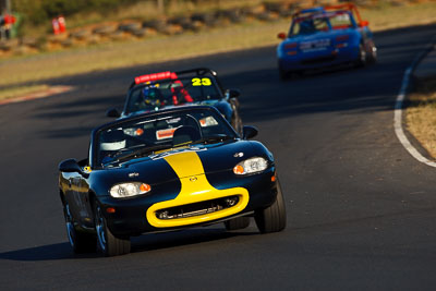 290;6-June-2009;Australia;Group-2F;Mazda-MX‒5;Mazda-MX5;Mazda-Miata;Morgan-Park-Raceway;QLD;Queensland;Tim-Brown;Warwick;auto;motorsport;racing;super-telephoto