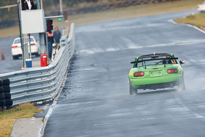 6;7-June-2009;Australia;Group-2A;Group-2B;Luciano-Iezzi;Mazda-MX‒5;Mazda-MX5;Mazda-Miata;Morgan-Park-Raceway;QLD;Queensland;Warwick;auto;motorsport;racing;super-telephoto