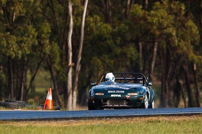 79;7-June-2009;Australia;Brendan-Whittaker;Group-2A;Group-2B;Mazda-MX‒5;Mazda-MX5;Mazda-Miata;Morgan-Park-Raceway;QLD;Queensland;Warwick;auto;motorsport;racing;super-telephoto