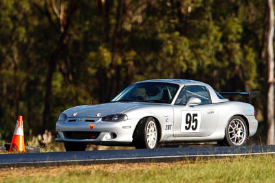 95;7-June-2009;Australia;Group-2A;Group-2B;Matilda-Mravicic;Mazda-MX‒5;Mazda-MX5;Mazda-Miata;Morgan-Park-Raceway;QLD;Queensland;Topshot;Warwick;auto;motorsport;oversteer;racing;super-telephoto