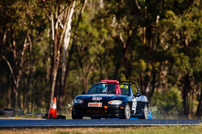 23;7-June-2009;Andrew-Thomas;Australia;Group-2F;Mazda-MX‒5;Mazda-MX5;Mazda-Miata;Morgan-Park-Raceway;QLD;Queensland;Warwick;auto;motorsport;racing;super-telephoto