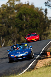 44;7-June-2009;Australia;Gary-Ballinger;Mazda-MX‒5;Mazda-MX5;Mazda-Miata;Morgan-Park-Raceway;QLD;Queensland;Regularity;Warwick;auto;motorsport;racing;super-telephoto