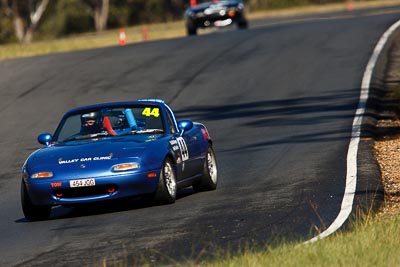 44;7-June-2009;Australia;Gary-Ballinger;Mazda-MX‒5;Mazda-MX5;Mazda-Miata;Morgan-Park-Raceway;QLD;Queensland;Regularity;Warwick;auto;motorsport;racing;super-telephoto