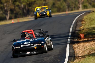 90;7-June-2009;Australia;Mazda-MX‒5;Mazda-MX5;Mazda-Miata;Morgan-Park-Raceway;QLD;Queensland;Regularity;Stuart-Douglas;Warwick;auto;motorsport;racing;super-telephoto