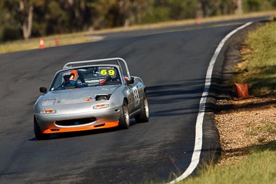 69;7-June-2009;Australia;Corey-Stevens;Mazda-MX‒5;Mazda-MX5;Mazda-Miata;Morgan-Park-Raceway;QLD;Queensland;Regularity;Warwick;auto;motorsport;racing;super-telephoto