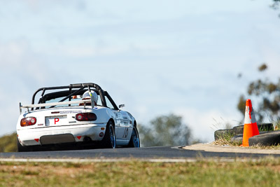 78;7-June-2009;Australia;Mazda-MX‒5;Mazda-MX5;Mazda-Miata;Morgan-Park-Raceway;QLD;Queensland;Regularity;Tony-Steenberg;Warwick;auto;motorsport;racing;sky;super-telephoto