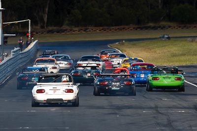 25;6;79;90;99;7-June-2009;Australia;Brendan-Whittaker;Fred-Douglas;Group-2A;Group-2B;Henri-Van-Roden;Kevin-Brown;Luciano-Iezzi;Mazda-MX‒5;Mazda-MX5;Mazda-Miata;Morgan-Park-Raceway;QLD;Queensland;Warwick;auto;motorsport;racing;super-telephoto