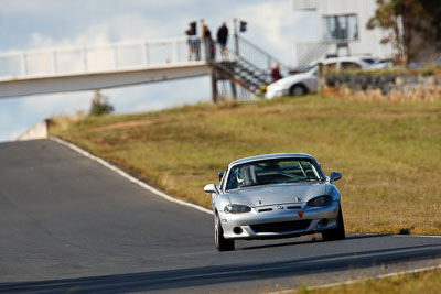 95;7-June-2009;Australia;Group-2A;Group-2B;Matilda-Mravicic;Mazda-MX‒5;Mazda-MX5;Mazda-Miata;Morgan-Park-Raceway;QLD;Queensland;Warwick;auto;motorsport;racing;super-telephoto