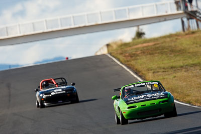 6;7-June-2009;Australia;Group-2A;Group-2B;Luciano-Iezzi;Mazda-MX‒5;Mazda-MX5;Mazda-Miata;Morgan-Park-Raceway;QLD;Queensland;Warwick;auto;motorsport;racing;super-telephoto