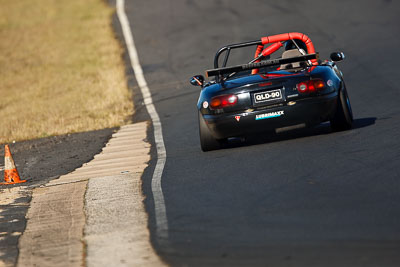 90;7-June-2009;Australia;Mazda-MX‒5;Mazda-MX5;Mazda-Miata;Morgan-Park-Raceway;QLD;Queensland;Regularity;Stuart-Douglas;Warwick;auto;motorsport;racing;super-telephoto