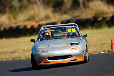 69;7-June-2009;Australia;Corey-Stevens;Mazda-MX‒5;Mazda-MX5;Mazda-Miata;Morgan-Park-Raceway;QLD;Queensland;Regularity;Warwick;auto;motorsport;racing;super-telephoto