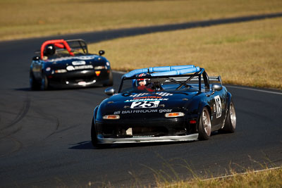 25;7-June-2009;Australia;Group-2A;Group-2B;Henri-Van-Roden;Mazda-MX‒5;Mazda-MX5;Mazda-Miata;Morgan-Park-Raceway;QLD;Queensland;Warwick;auto;motorsport;racing;super-telephoto