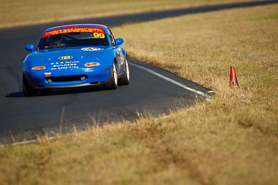 99;7-June-2009;Australia;Group-2A;Group-2B;Kevin-Brown;Mazda-MX‒5;Mazda-MX5;Mazda-Miata;Morgan-Park-Raceway;QLD;Queensland;Warwick;auto;grass;motorsport;racing;super-telephoto