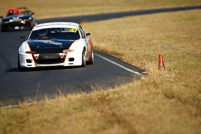 47;7-June-2009;Australia;Garry-Allen;Group-2A;Group-2B;Mazda-MX‒5;Mazda-MX5;Mazda-Miata;Morgan-Park-Raceway;QLD;Queensland;Warwick;auto;grass;motorsport;racing;super-telephoto