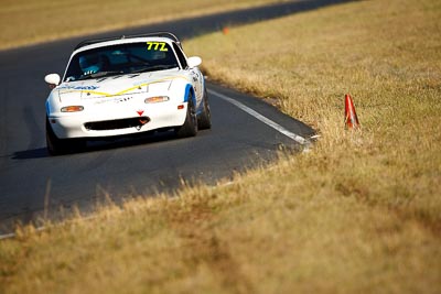 777;7-June-2009;Australia;Group-2F;Mazda-MX‒5;Mazda-MX5;Mazda-Miata;Michael-Hall;Morgan-Park-Raceway;QLD;Queensland;Warwick;auto;grass;motorsport;racing;super-telephoto