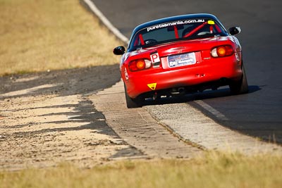 8;7-June-2009;Australia;David-Gainer;Group-2F;Mazda-MX‒5;Mazda-MX5;Mazda-Miata;Morgan-Park-Raceway;QLD;Queensland;Warwick;auto;motorsport;racing;super-telephoto