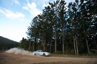 7;18-July-2009;Australia;David-Parkinson;Jimna;Mitsubishi-Lancer-Evolution-I;QLD;QRC;Queensland;Queensland-Rally-Championship;Sunshine-Coast;Tim-Erwin;auto;dirt;dusty;gravel;landscape;motorsport;racing;scenery;sky;special-stage;trees;wide-angle