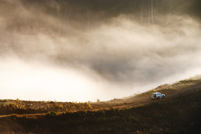 19-July-2009;4WD;Australia;Jimna;Nissan-Patrol;QLD;QRC;Queensland;Queensland-Rally-Championship;Sunshine-Coast;auto;fog;landscape;morning;motorsport;official;racing;special-stage;super-telephoto;sweep