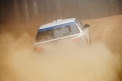 5;19-July-2009;Australia;Bob-McGowan;Ford-Falcon-XR8;Ian-Menzies;Jimna;QLD;QRC;Queensland;Queensland-Rally-Championship;Sunshine-Coast;auto;dirt;dusty;fog;gravel;motorsport;racing;special-stage;super-telephoto