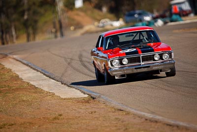27;1971-Ford-Falcon-XY;24-July-2009;Australia;FOSC;Festival-of-Sporting-Cars;Group-N;Historic-Touring-Cars;NSW;Narellan;New-South-Wales;Oran-Park-Raceway;Peter-OBrien;auto;classic;historic;motorsport;racing;super-telephoto;vintage