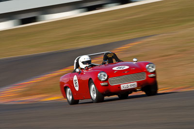 95;1963-Austin-Healey-Sprite;24-July-2009;Australia;FOSC;Festival-of-Sporting-Cars;Group-S;NSW;Narellan;New-South-Wales;Oran-Park-Raceway;Troy-Ryan;XLG995;auto;classic;historic;motion-blur;motorsport;racing;super-telephoto;vintage