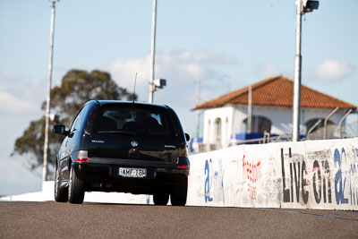 7;2002-Holden-Barina-Sri;24-July-2009;AMF18M;Australia;FOSC;Festival-of-Sporting-Cars;NSW;Narellan;New-South-Wales;Oran-Park-Raceway;Peter-Amos;Regularity;auto;motorsport;racing;super-telephoto